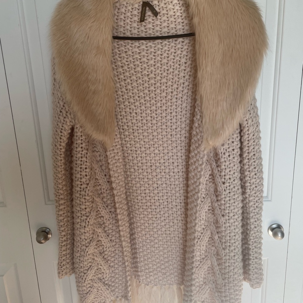 Stetson Cream Knit Cardigan with Faux Fur Collar